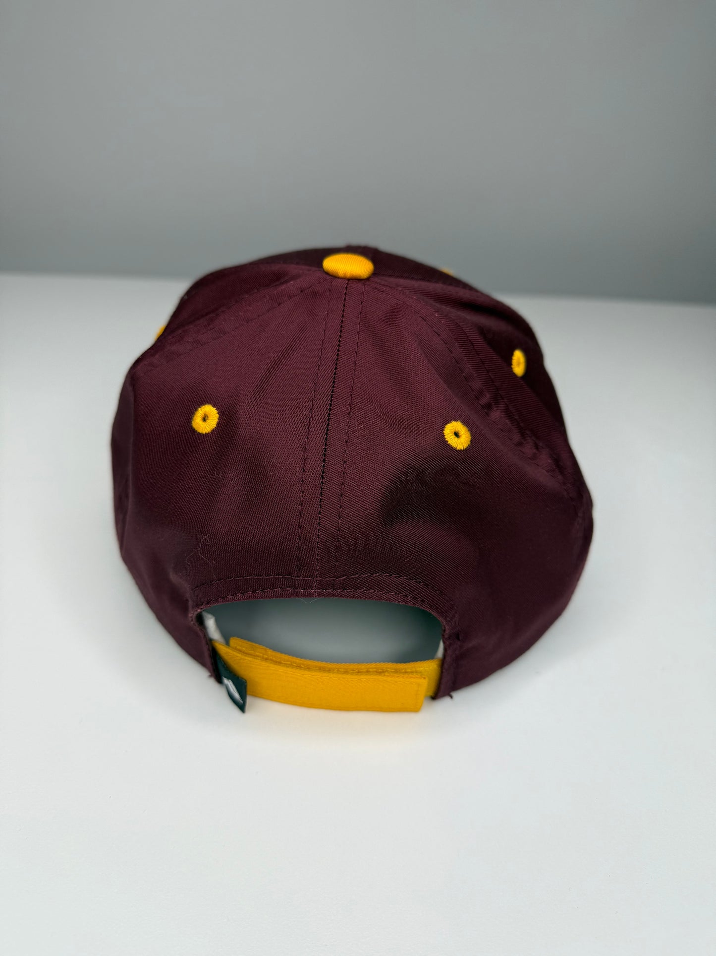 Washington Commanders Legacy Logo Hat